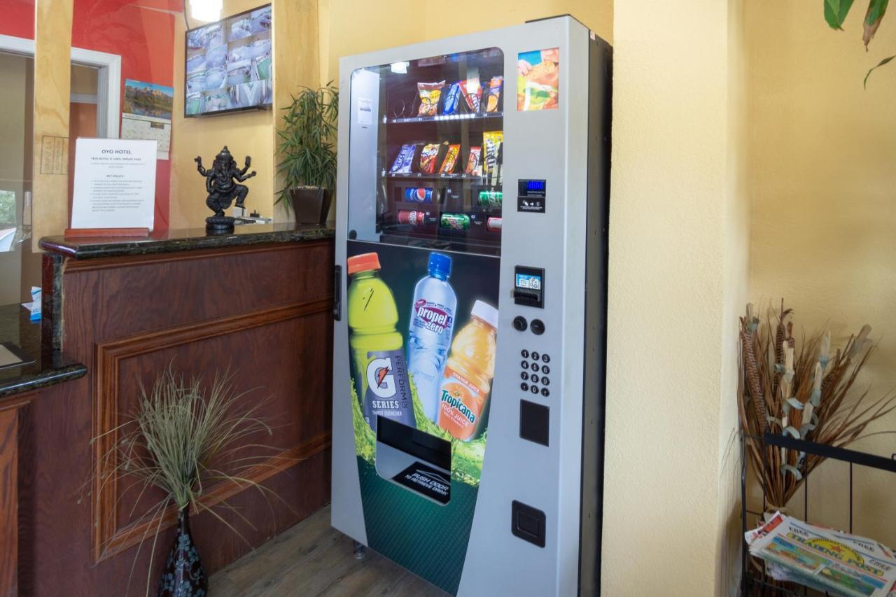 Woodridge Inn And Suites Miami Bagian luar foto