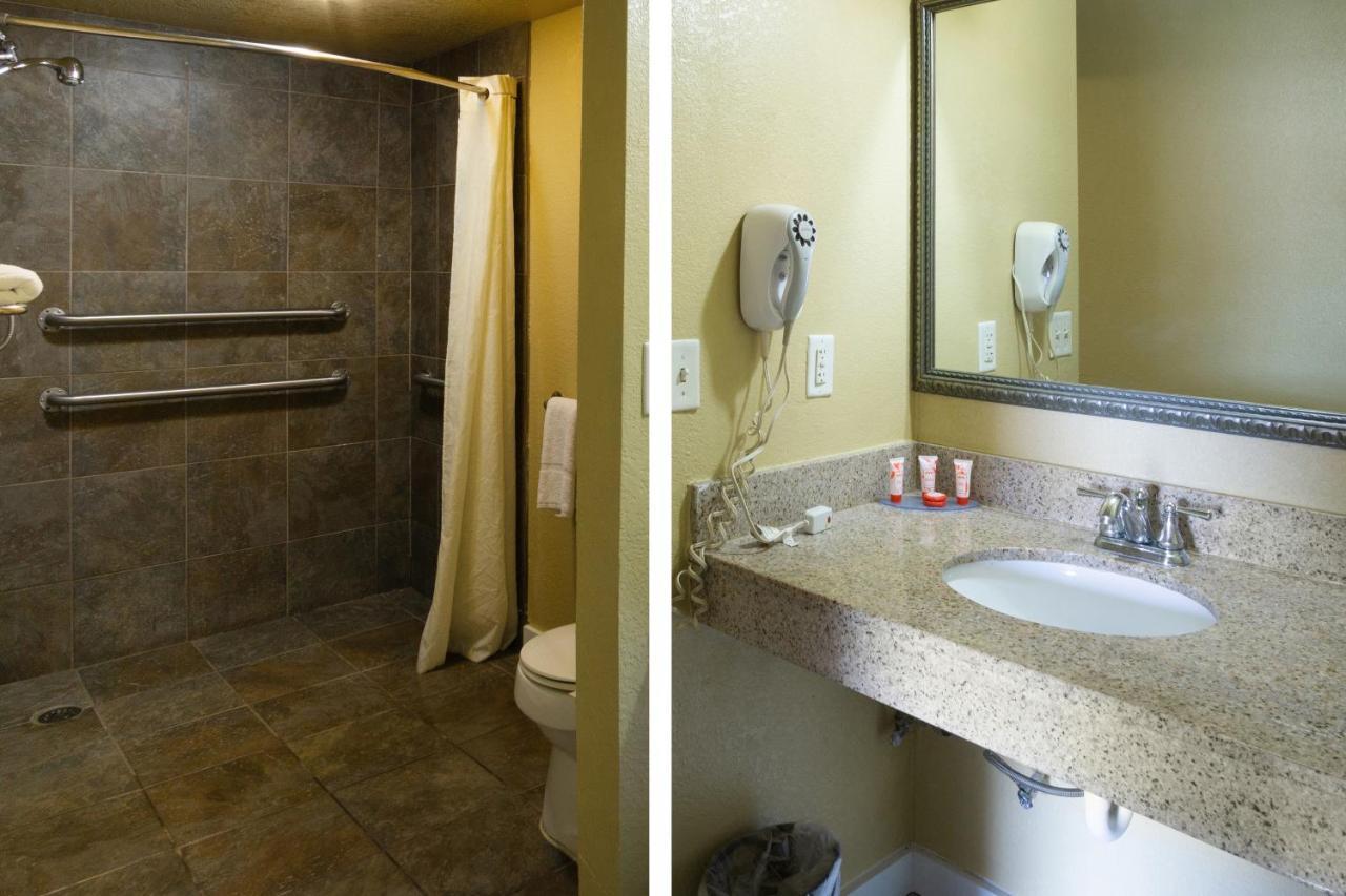 Woodridge Inn And Suites Miami Bagian luar foto