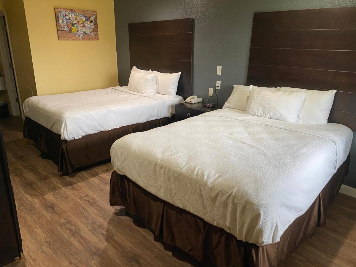 Woodridge Inn And Suites Miami Bagian luar foto