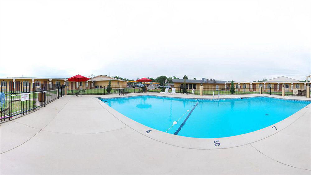 Woodridge Inn And Suites Miami Bagian luar foto
